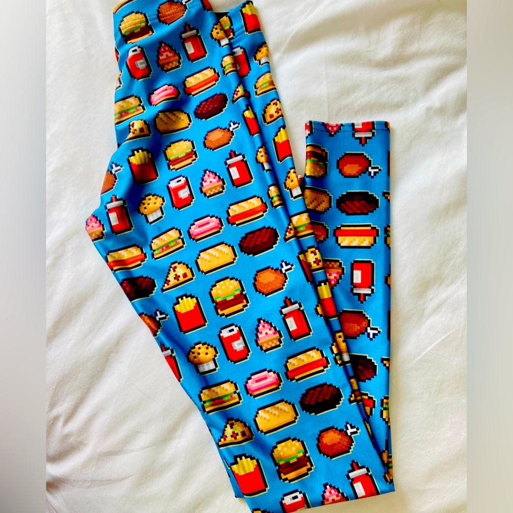BLACKMILK SIZE XS FAST FOOD LEGGINGS